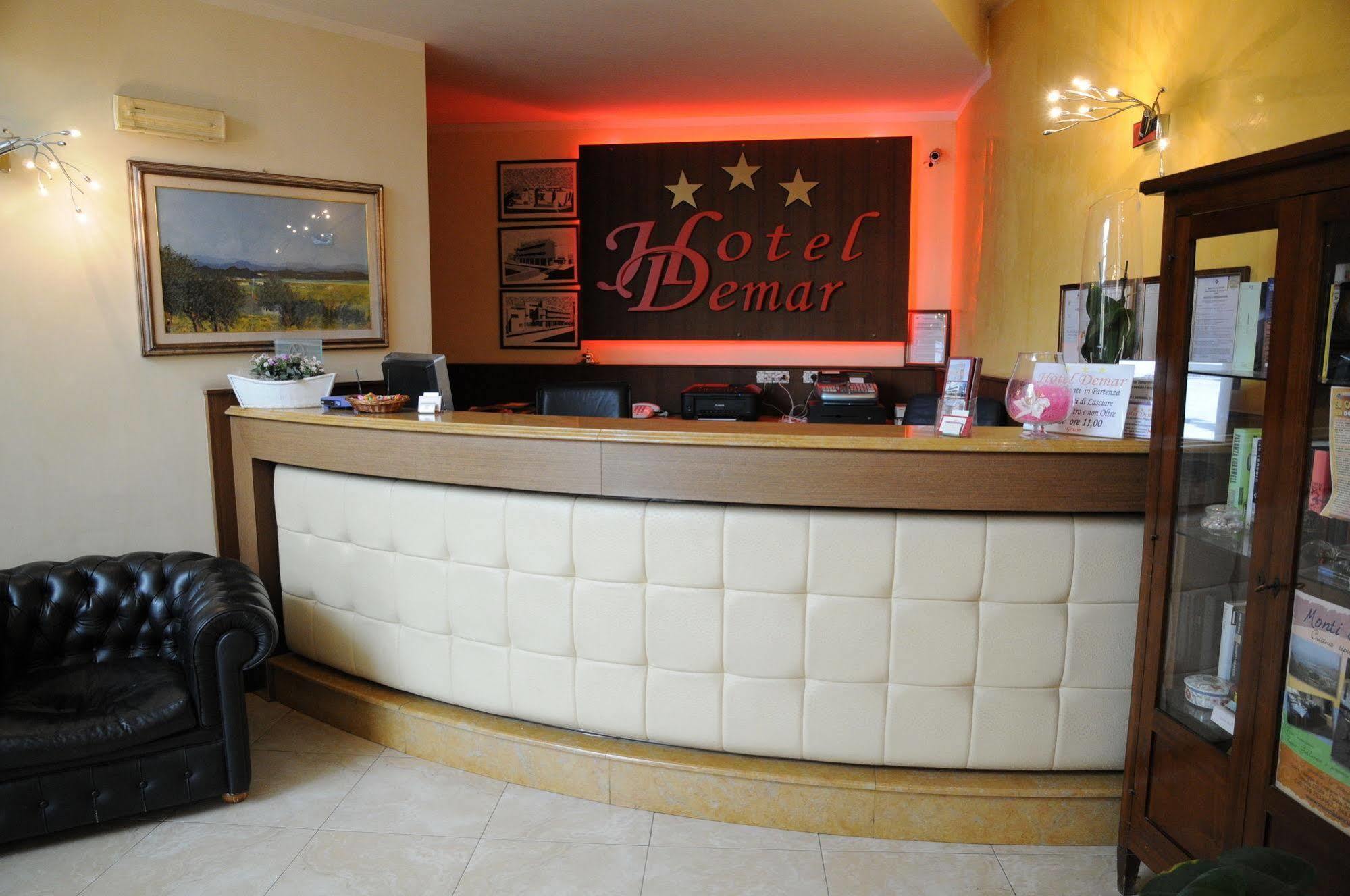 Hotel Demar Ольбия Экстерьер фото